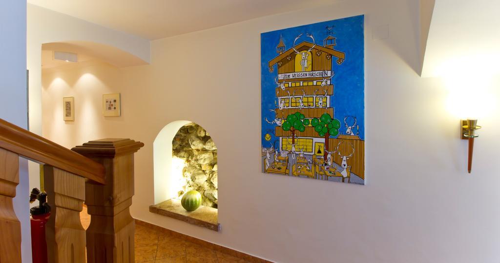 Hotel Weisser Hirsch 4*